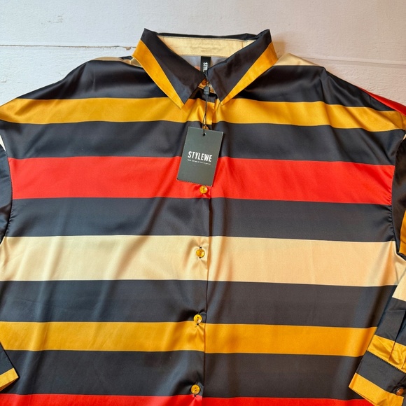 NWT - Stylewe - Women’s Striped Satin Button Down Blouse - Size Large. Brand new - Picture 2 of 8